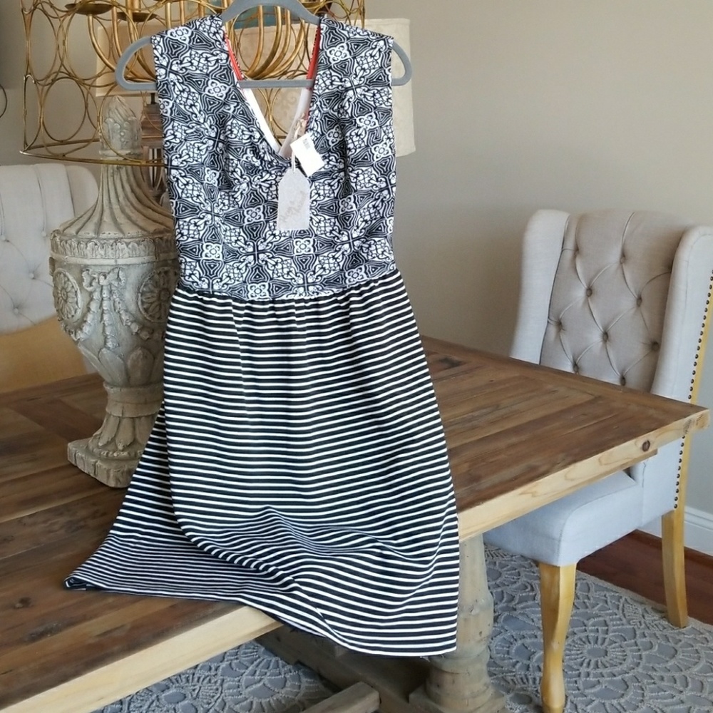 Hem and Thread dress New